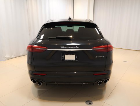 New 2024 Maserati Grecale GT image 4
