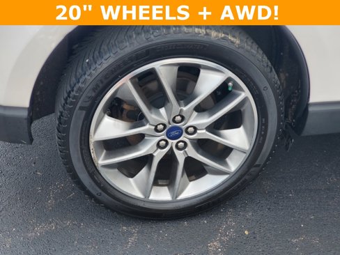 Used 2016 Ford Edge Titanium w/ Technology Package image 4