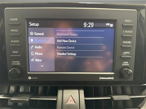 Used 2022 Toyota RAV4 XLE image 24