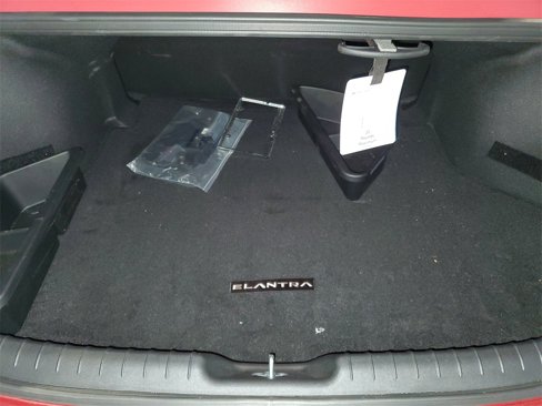 Certified 2024 Hyundai Elantra SEL image 7