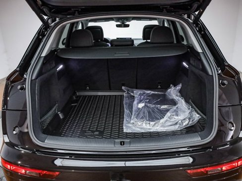 Certified 2024 Audi Q5 2.0T Premium Plus image 28