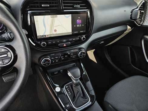 Certified 2023 Kia Soul S image 19