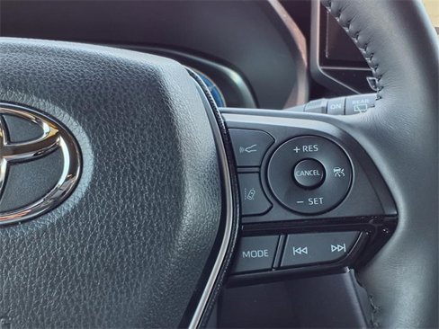 Used 2023 Toyota Venza Limited image 42