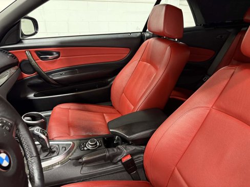 Used 2013 BMW 135i Convertible image 19