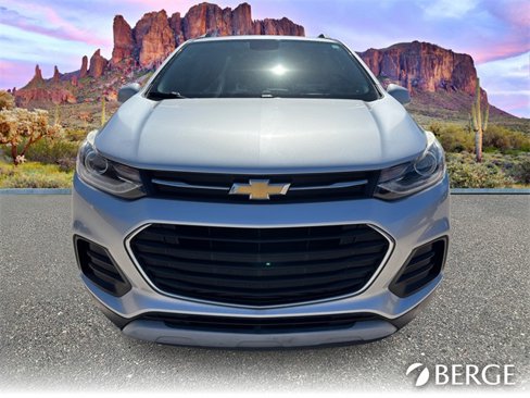 Used 2018 Chevrolet Trax LT w/ LT Convenience Package image 9
