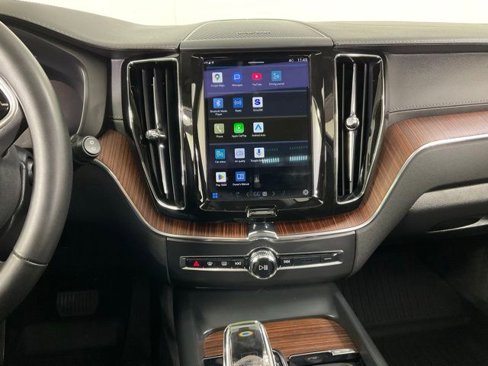 Certified 2023 Volvo XC60 T8 Ultimate w/ Climate Package image 16