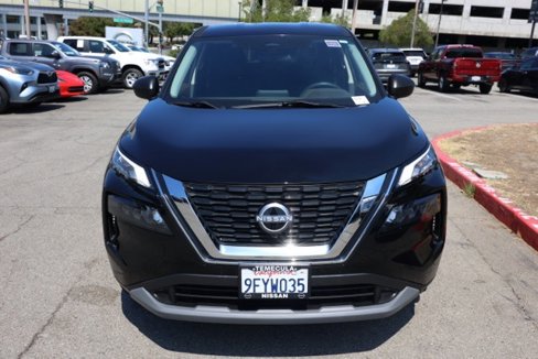 Used 2023 Nissan Rogue S image 9