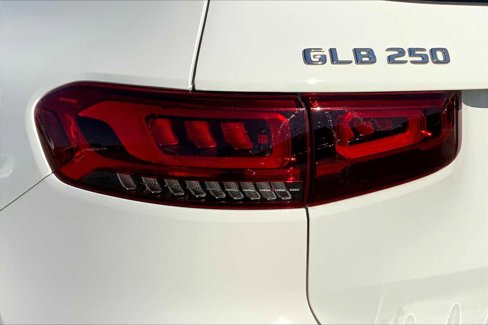 Used 2020 Mercedes-Benz GLB 250 image 22