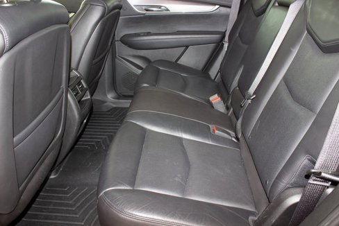 Used 2017 Cadillac XT5 Luxury w/ Driver Awareness Package image 17