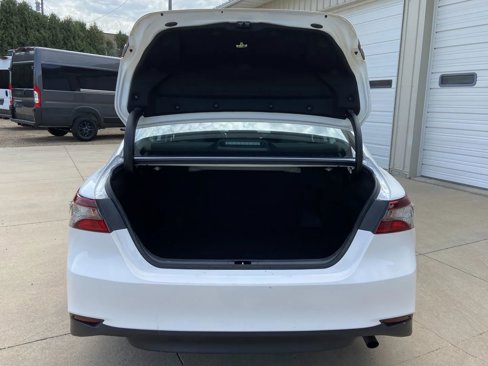 Used 2024 Toyota Camry LE image 23