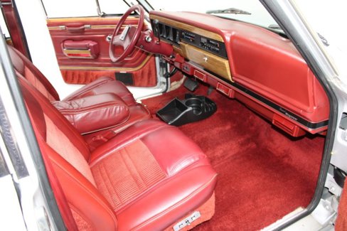 Used 1986 Jeep Grand Wagoneer image 8
