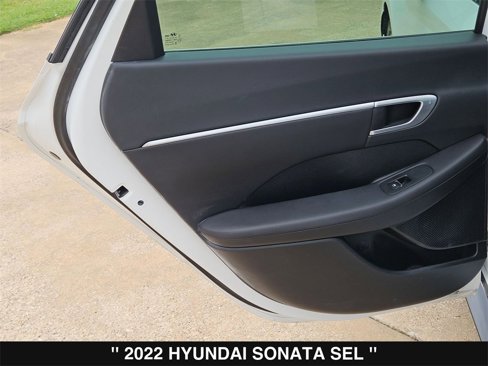 Used 2022 Hyundai Sonata SEL image 18