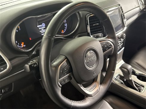 Used 2019 Jeep Grand Cherokee Limited image 18