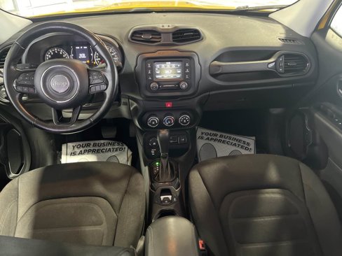 Used 2017 Jeep Renegade Altitude image 23