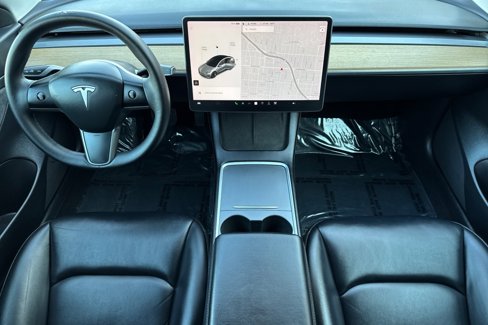 Used 2021 Tesla Model 3 Standard Range Plus image 13