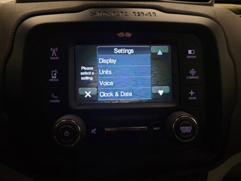 Used 2015 Jeep Renegade Latitude w/ Popular Equipment Group image 25