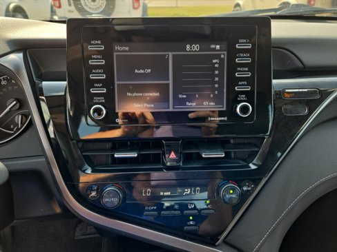 Used 2024 Toyota Camry SE image 27