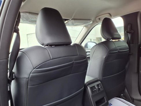 New 2025 Mitsubishi Outlander SE image 8