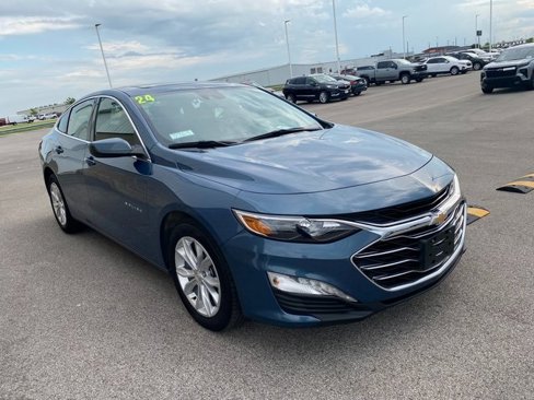 Used 2024 Chevrolet Malibu LT image 4