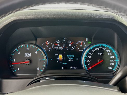 Used 2017 Chevrolet Suburban LT image 12
