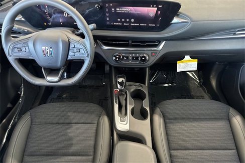 New 2025 Buick Envista Preferred image 14