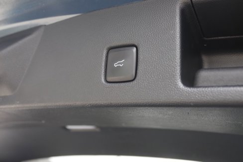 Used 2020 Ford Escape SEL image 6