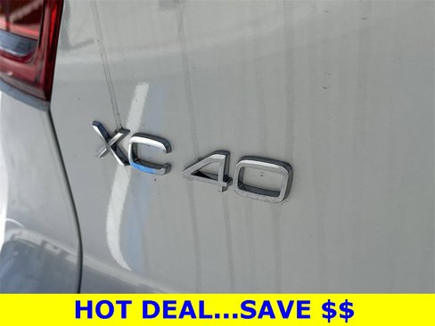 New 2024 Volvo XC40 Recharge Plus w/ Protection Package Premier image 9