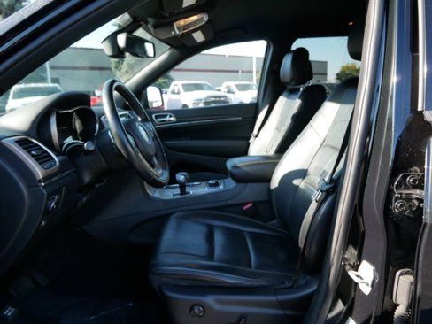 Used 2015 Jeep Grand Cherokee Limited w/ Trailer Tow Group IV image 13