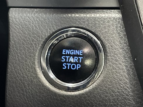 Used 2019 Toyota Camry XLE image 37