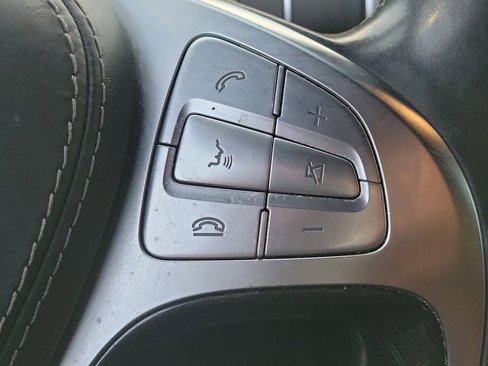 Used 2015 Mercedes-Benz S 550 Sedan image 27