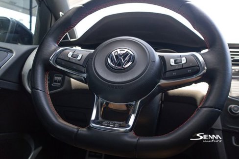 Used 2015 Volkswagen GTI SE image 21