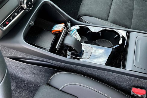 New 2024 Volvo XC40 Recharge Plus w/ Protection Package Premier image 10