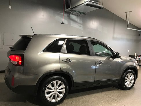 Used 2014 Kia Sorento EX w/ EX V6 Touring Package image 3
