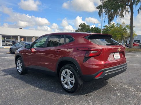 Used 2025 Chevrolet Trax LS image 5