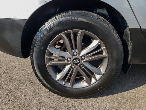 Used 2014 Hyundai Tucson SE image 33