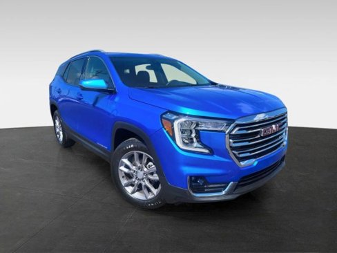 Used 2024 GMC Terrain SLT image 2