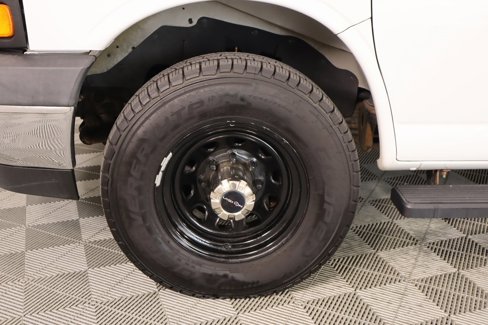 Used 2017 Chevrolet Express 3500 LT w/ LT Preferred Equipment Group image 13