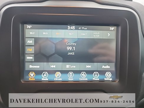 Used 2020 Jeep Renegade Latitude w/ Cold Weather Group image 11
