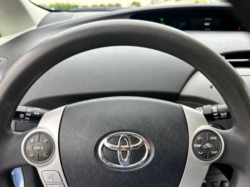 Used 2013 Toyota Prius Prime Plug-In Hybrid image 18