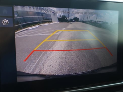 Used 2024 Hyundai Venue SEL image 6