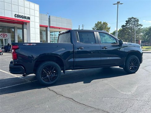 Used 2023 Chevrolet Silverado 1500 Custom w/ LPO, Dark Essentials Package image 4