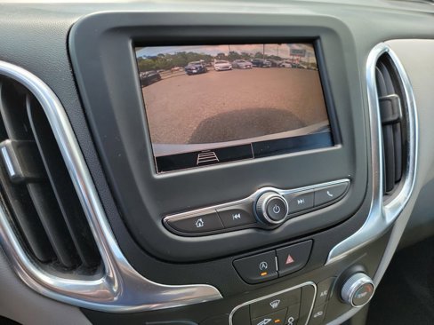 Used 2022 Chevrolet Equinox LS w/ LS Convenience Package image 37