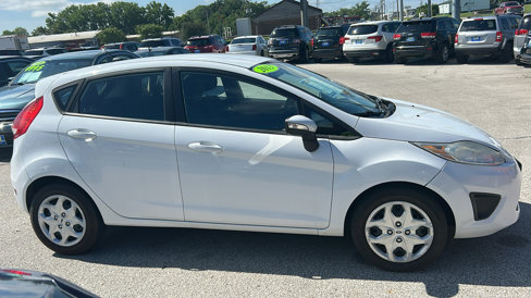 Used 2013 Ford Fiesta SE image 5