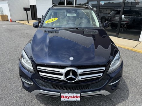 Used 2017 Mercedes-Benz GLE 350 4MATIC image 4