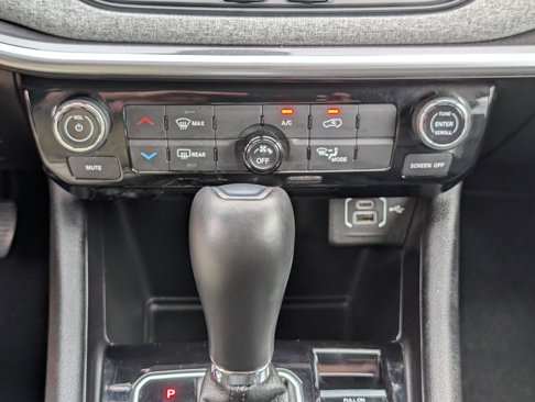 Used 2022 Jeep Compass Latitude image 19