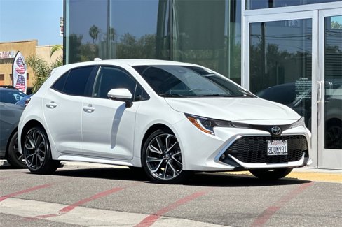 Used 2022 Toyota Corolla XSE image 2