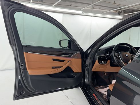 Used 2017 BMW 530i image 5