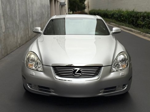 Used 2008 Lexus SC 430 Convertible image 4