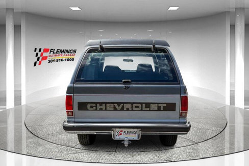 Used 1989 Chevrolet S10 Pickup 4WD image 3