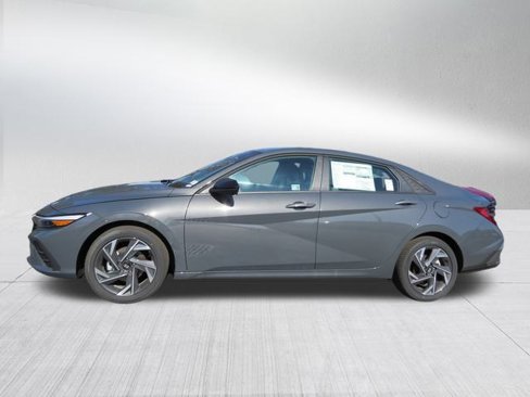 New 2025 Hyundai Elantra Sport image 5